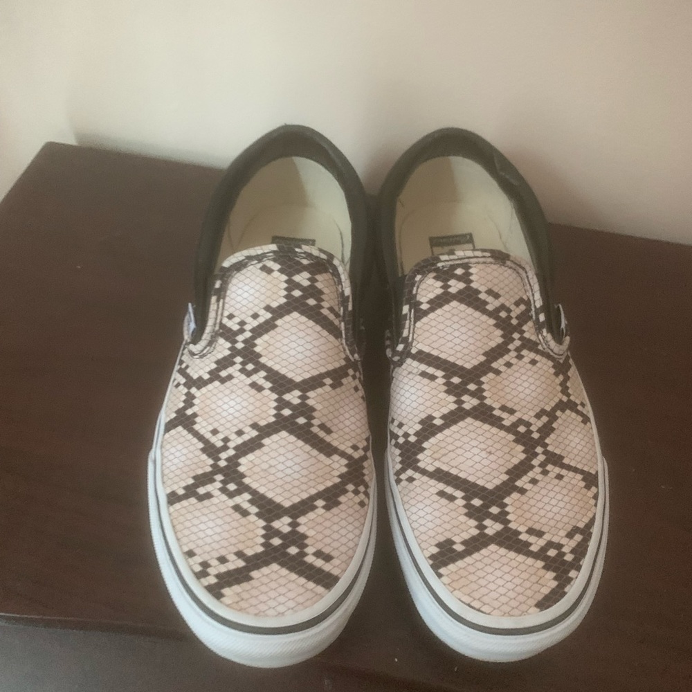 Vans custom slip on in snake print